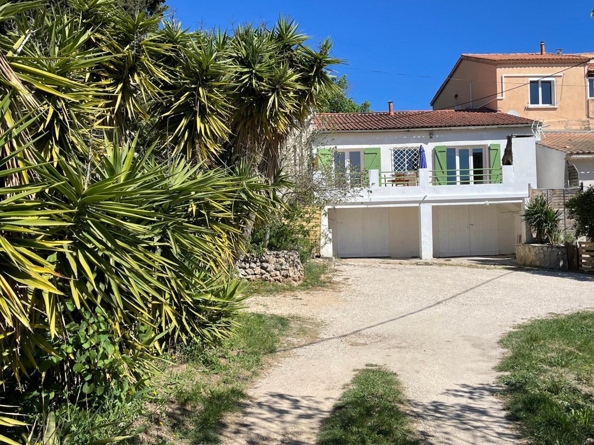 Holiday home Maison A La Naronne Bandol